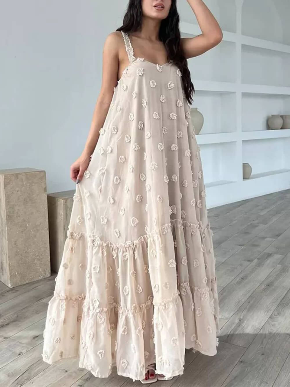 Vestido largo holgado en capas y línea A, decorado con flores bonitas