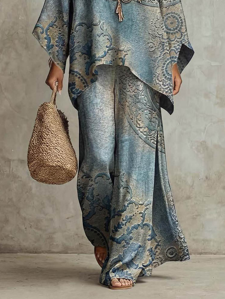 Zweiteiliges Set im Retro-Stil mit Totemprint