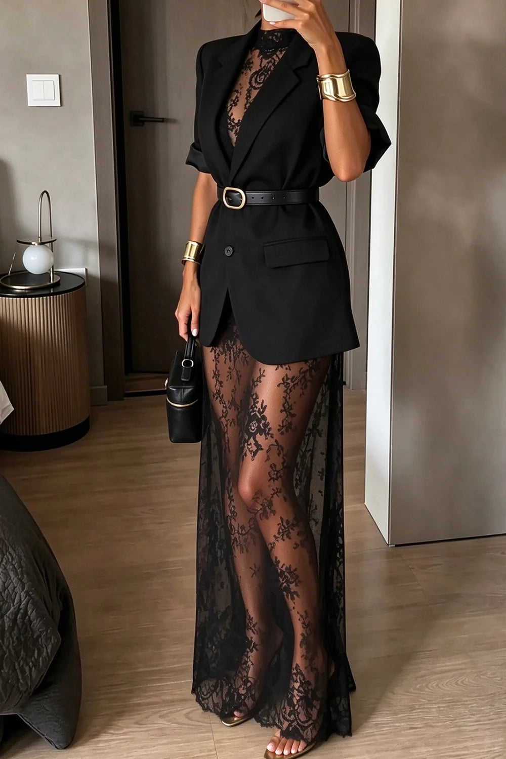 Conjunto de dos piezas con chaqueta blazer negra de manga corta y vestido largo de encaje transparente