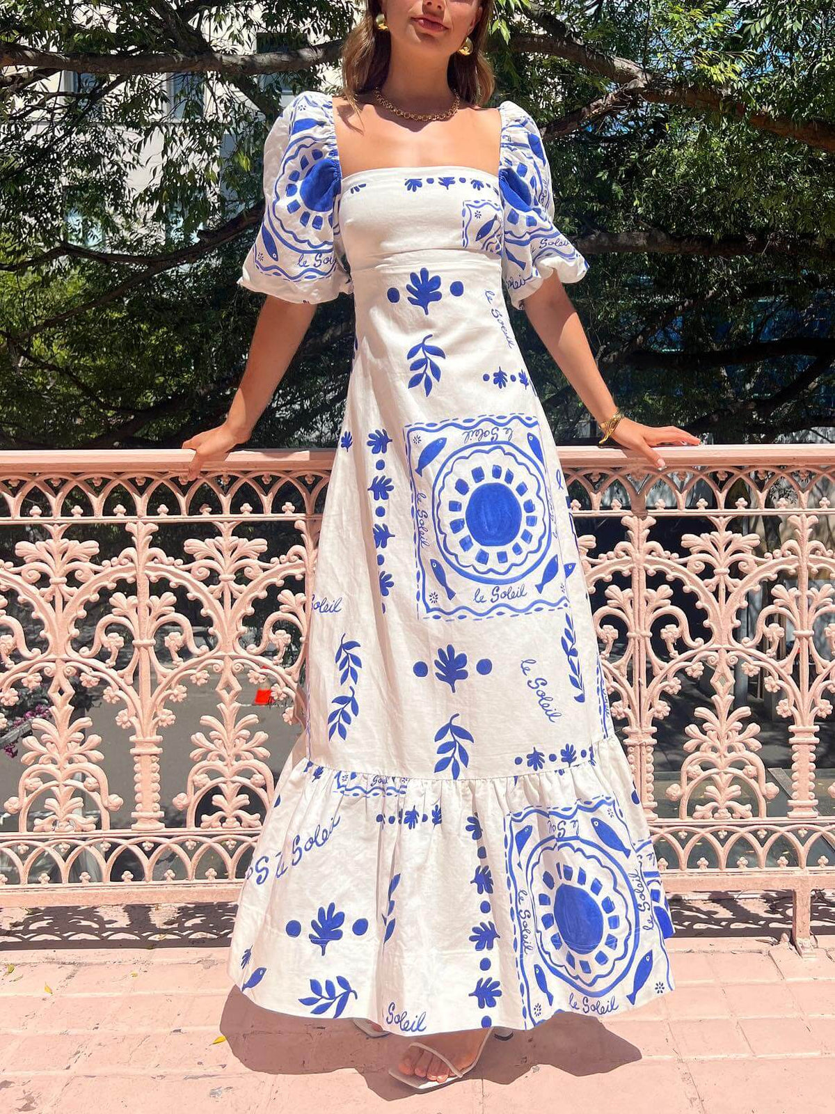 Vestido midi de férias com mangas de balão