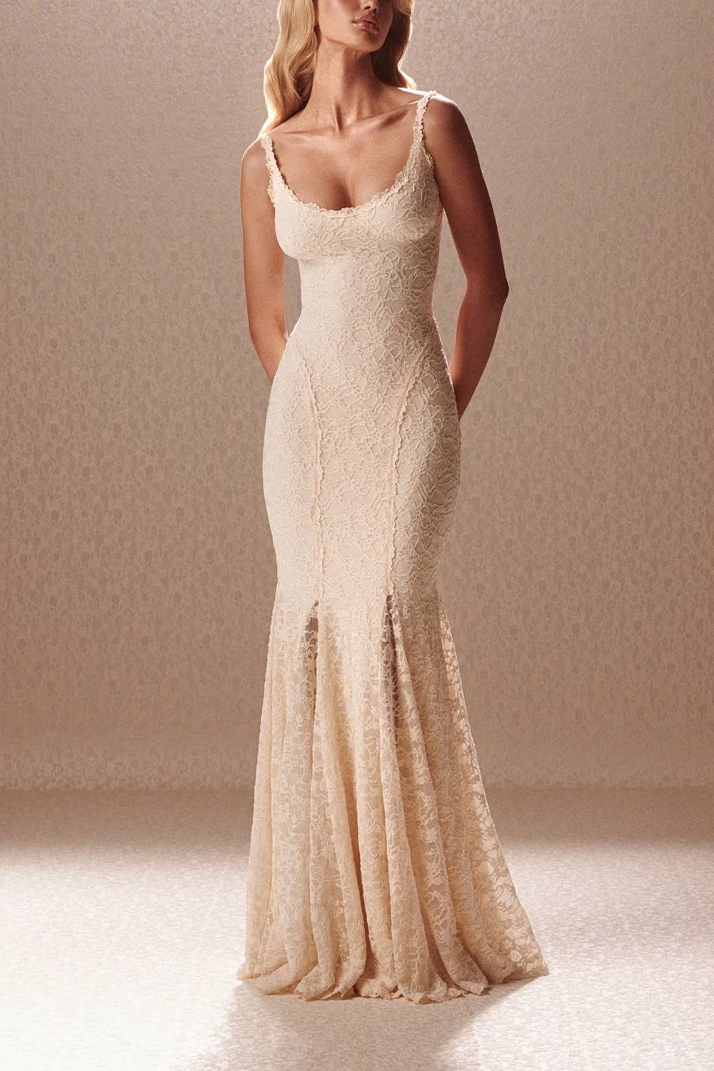 Scoop Neck Spaghetti Strap Lace Mermaid Maxi Dress