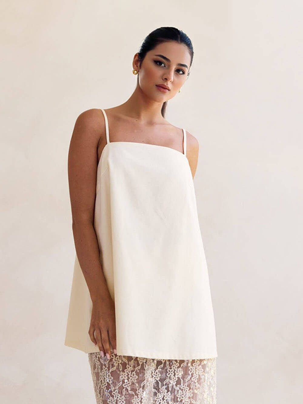 Eleganter transparenter Maxirock mit Pailletten und Spitze, hoch tailliert