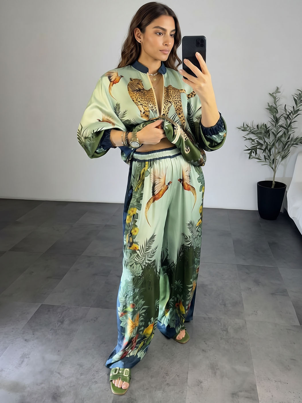 Ensemble à imprimé jungle exotique avec chemise zippée et pantalon large