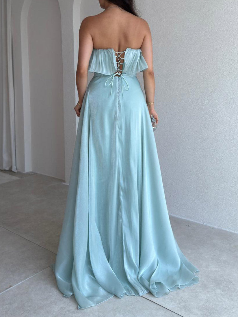 Elegantes trägerloses Korsett-Maxikleid mit Rüschen und hohem Schlitz