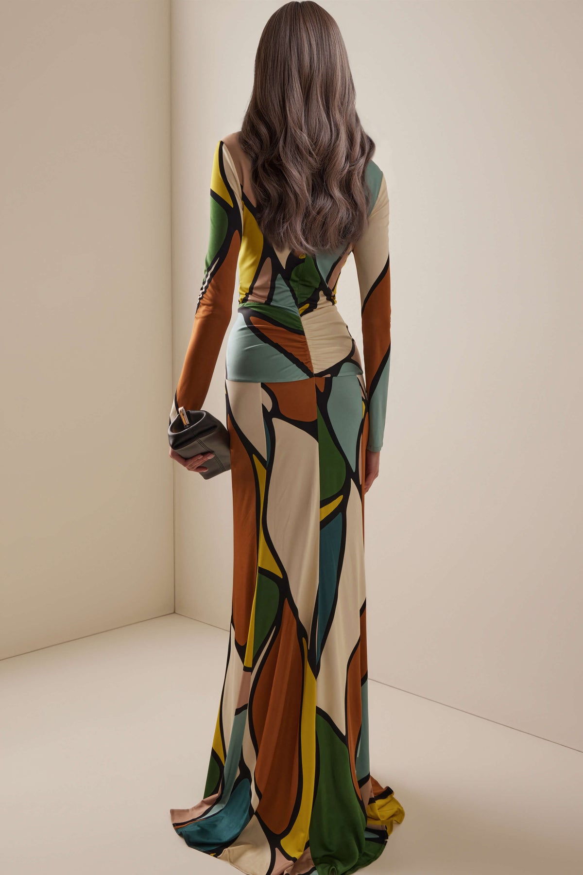 Robe longue rétro à imprimé géométrique et détail torsadé