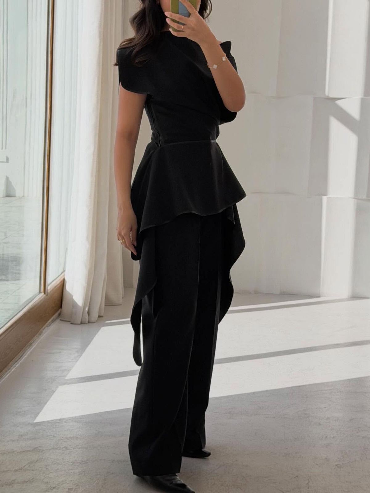Zweiteiler-Set aus asymmetrischem Fransentop und Hose