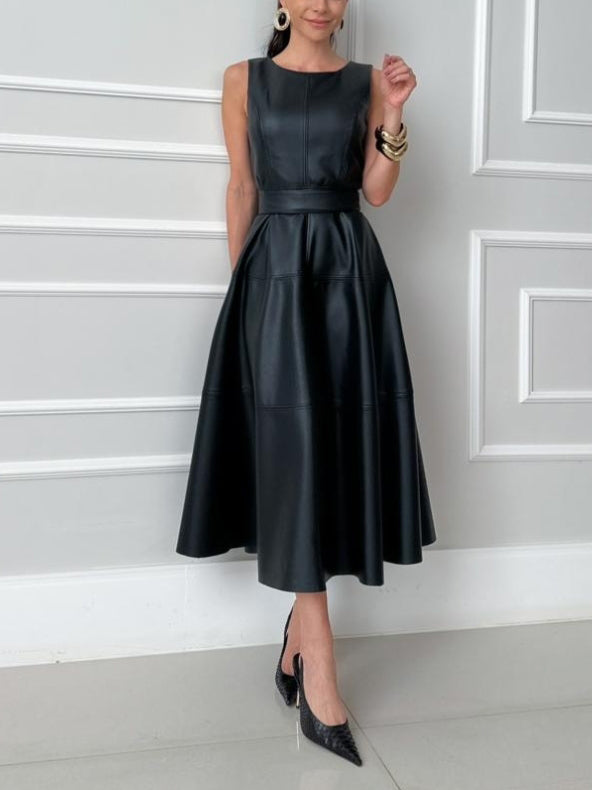 Elegantes ärmelloses Midikleid in Lederoptik