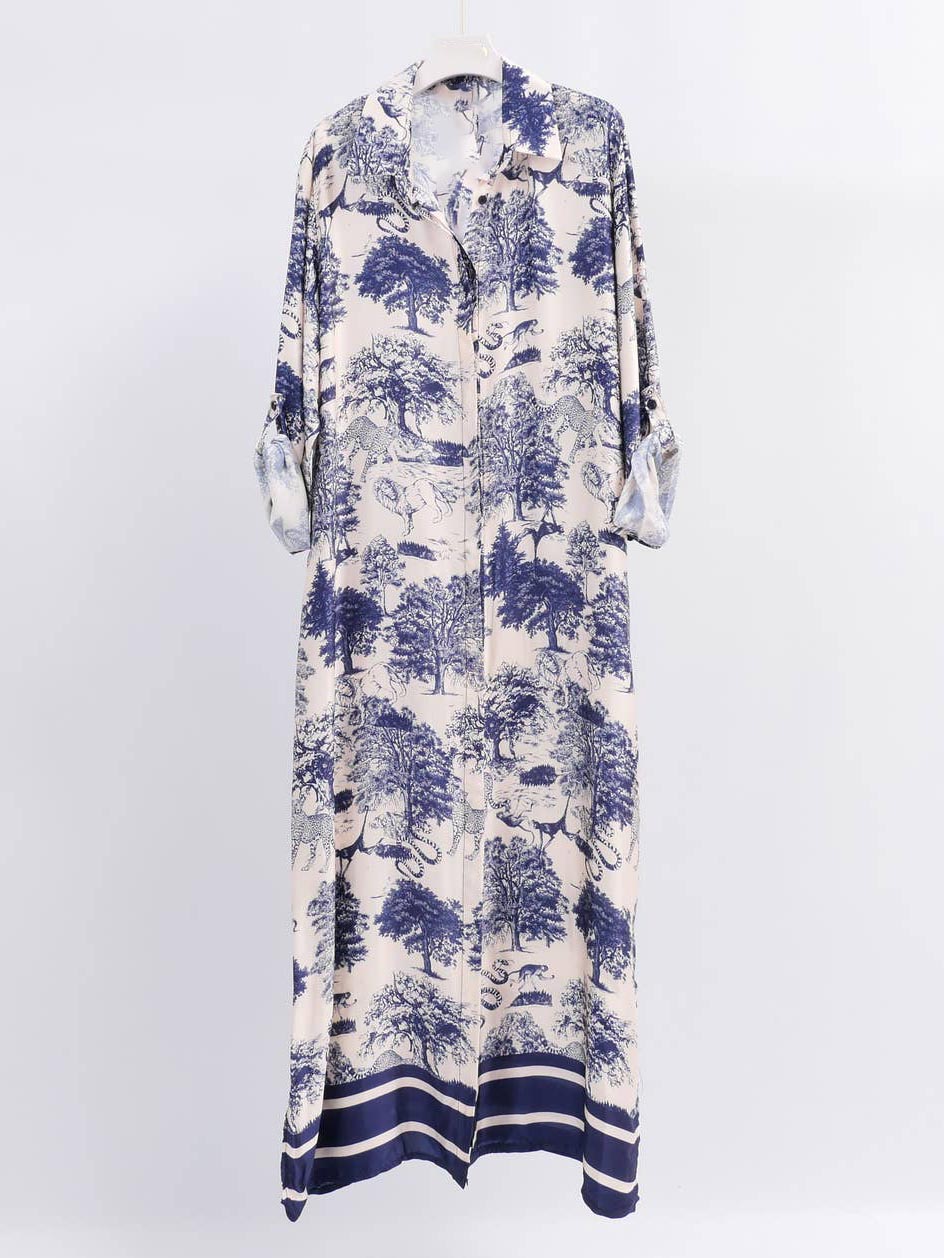 Vestido largo holgado de satén con estampado floral selvático