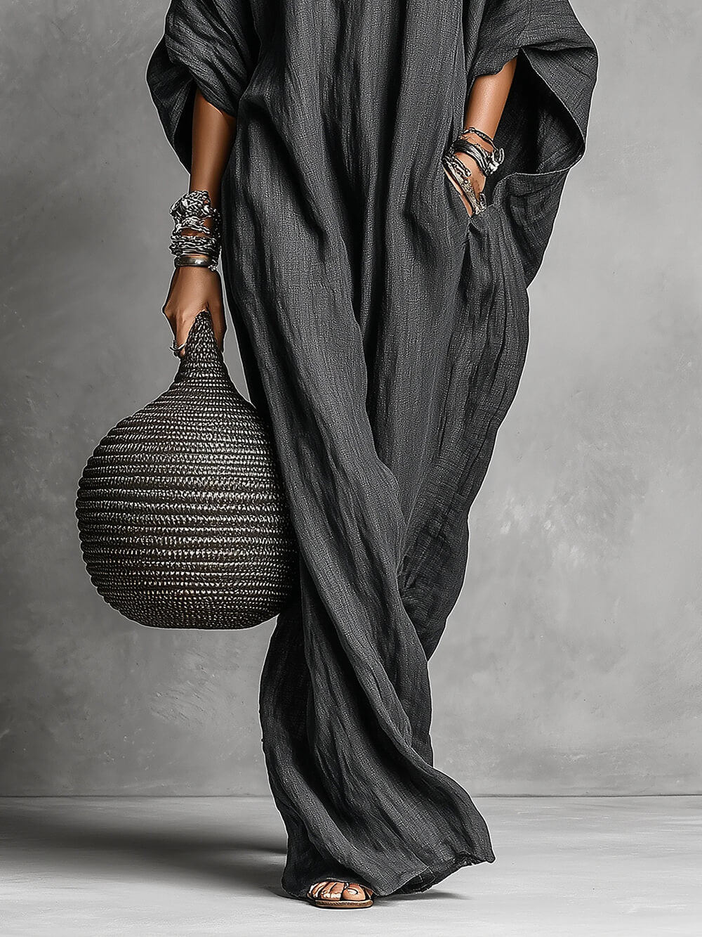Vestido maxi casual e largo de linho com mangas morcego