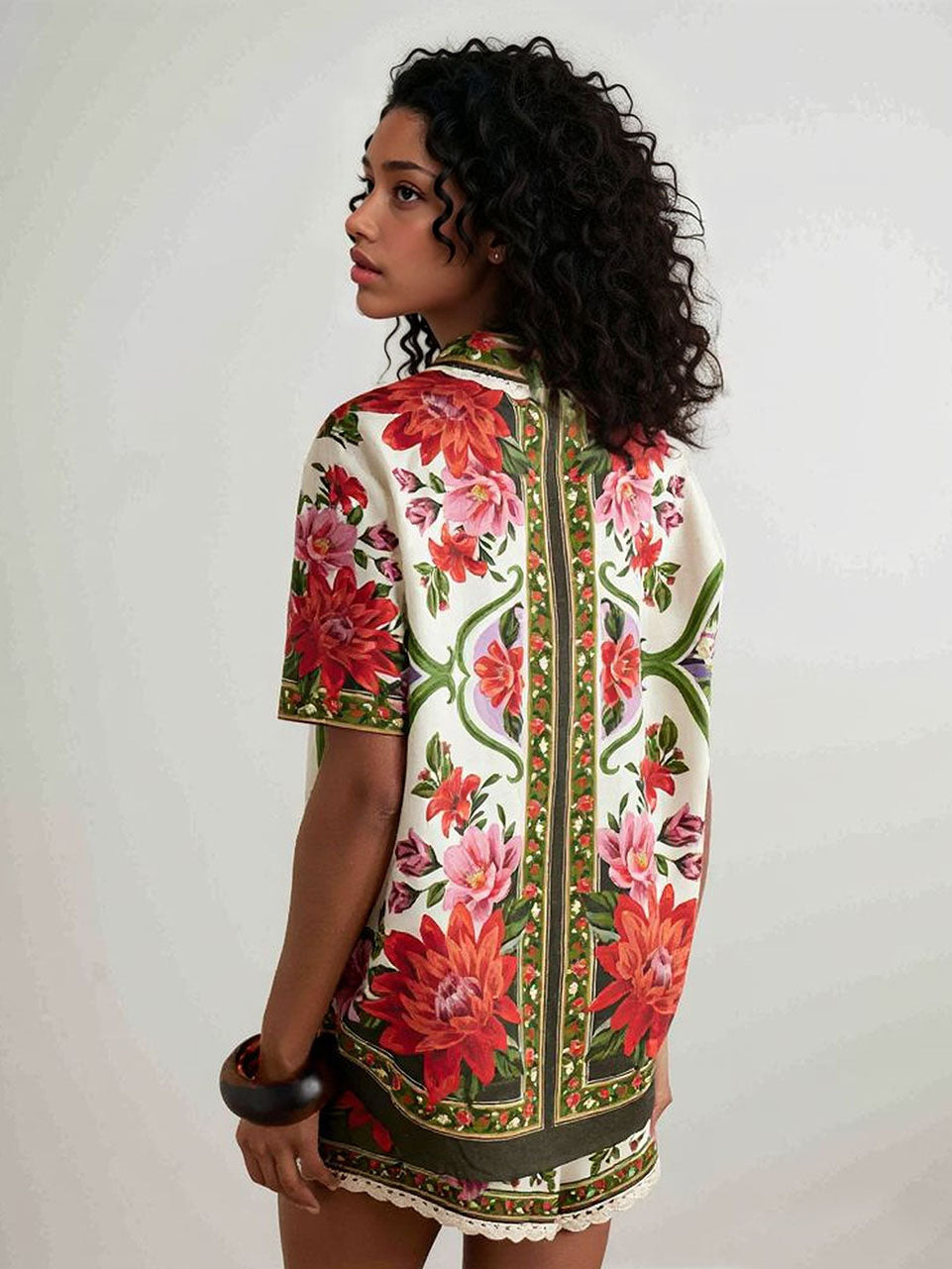 Ensemble deux pièces rétro à imprimé floral, avec chemise et short