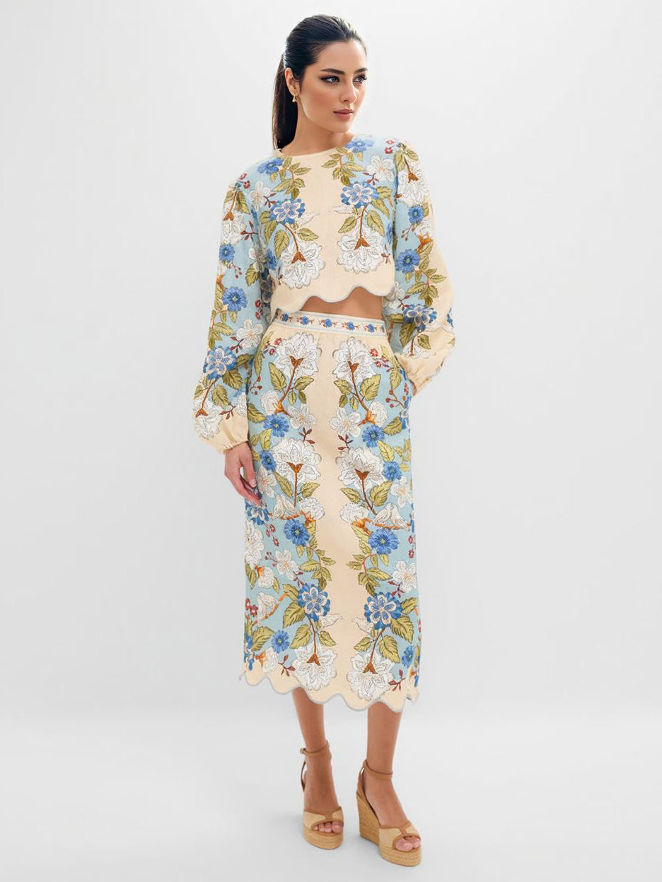 Set rétro di due pezzi con top corto ricamato a fiori e gonna midi