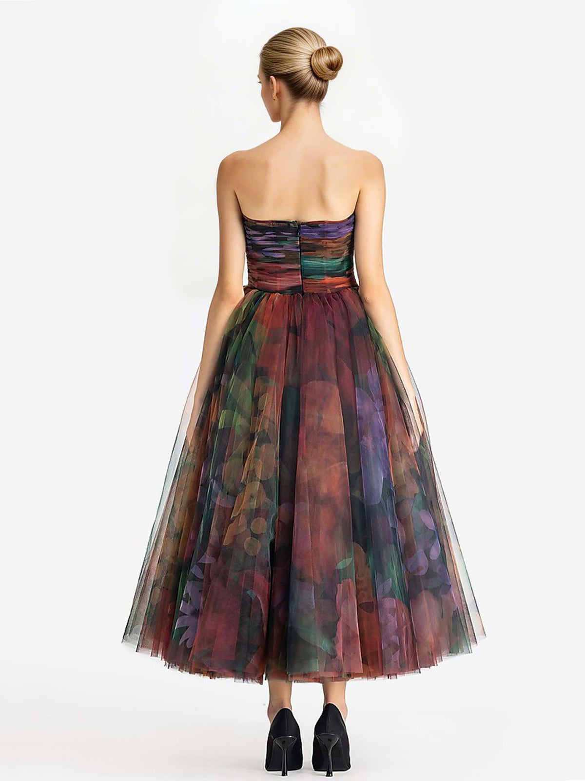 Elegantes trägerloses Tüll-Midikleid mit Farbverlauf