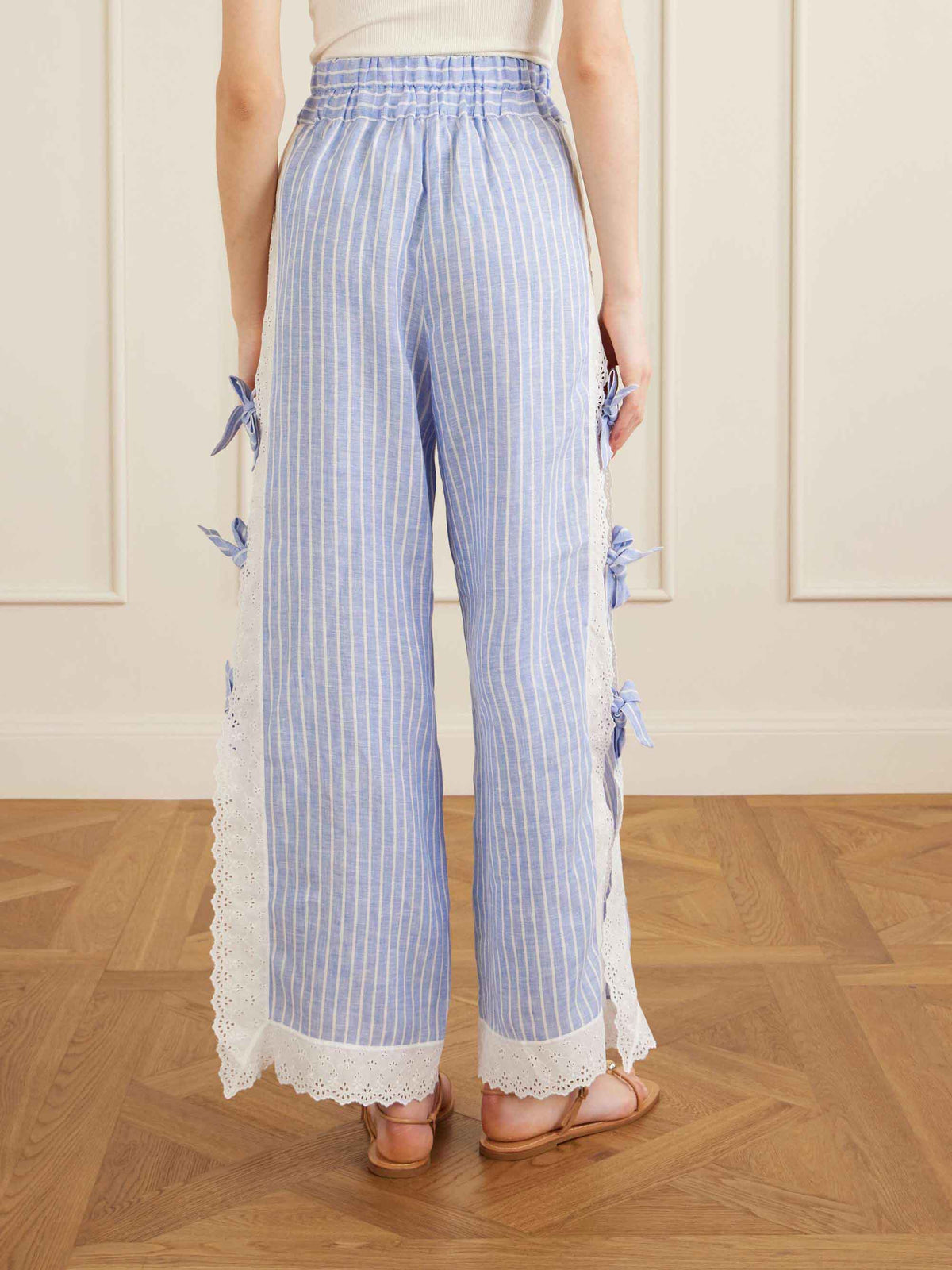 Conjunto de pijama con camisola con ribete de encaje a rayas y pantalón de pierna ancha