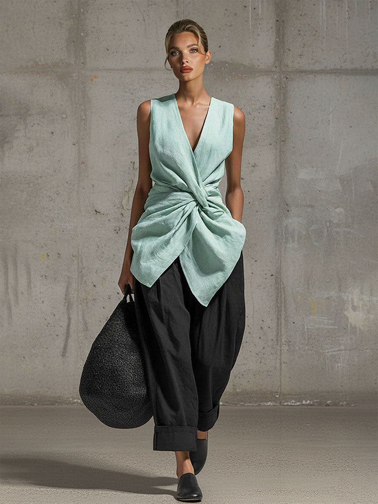 Completo casual a due pezzi con top con scollo a V e nodo sul davanti e pantaloni