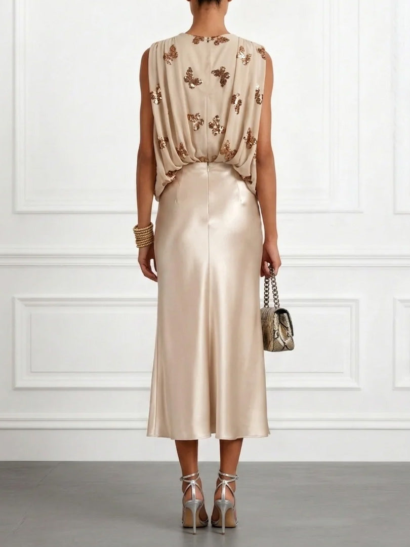 Elegantes zweiteiliges Set aus Pailletten und Satin in Champagner
