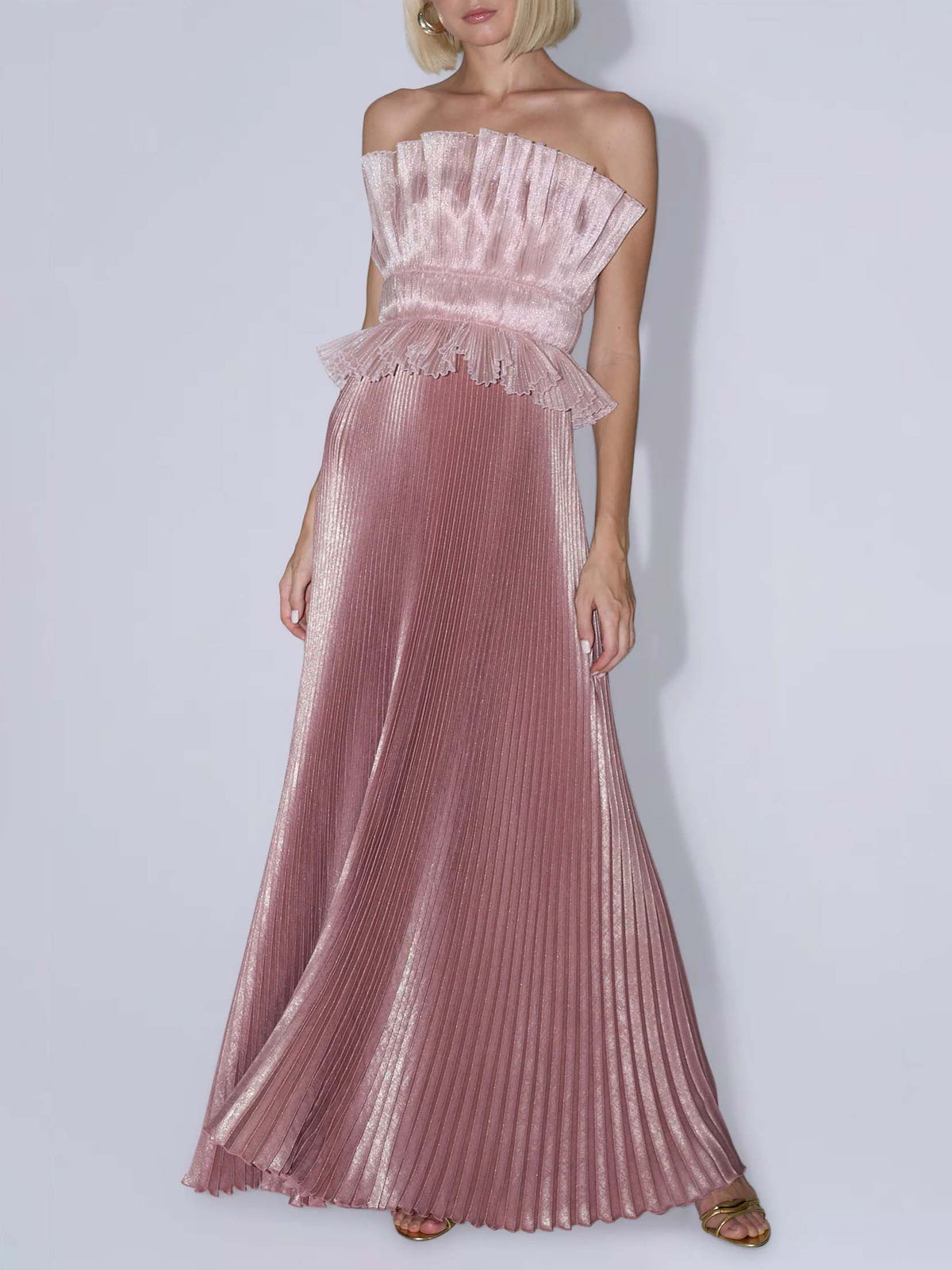 Plissiertes trägerloses Maxikleid in Metallic-Blush