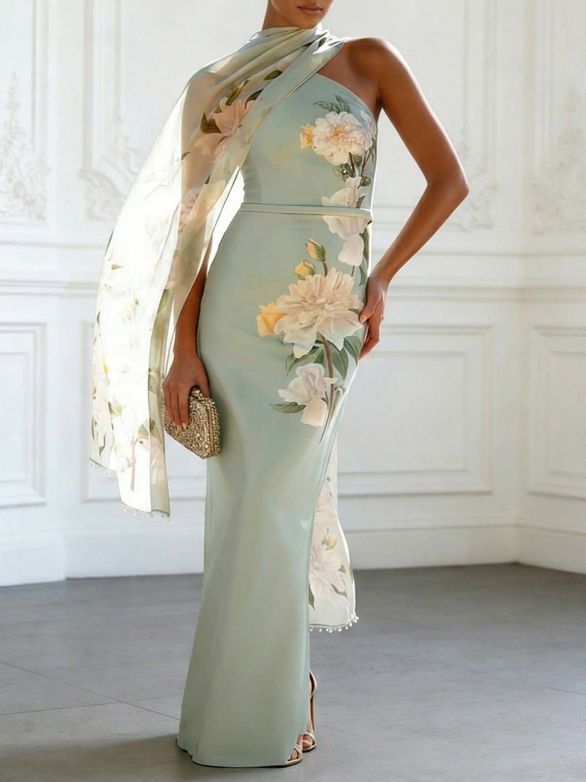 Elegante abito lungo senza maniche plissettato con stampa di peonie