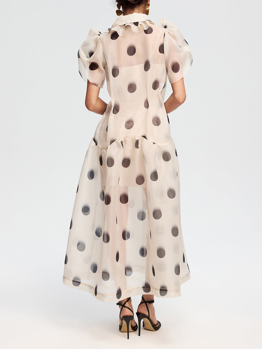 Elegantes Midikleid aus Organza mit Punkten und Puffärmeln
