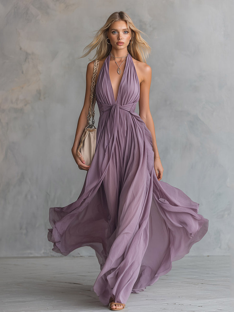 Abito lungo elegante fluente con arricciature e scollo all’americana