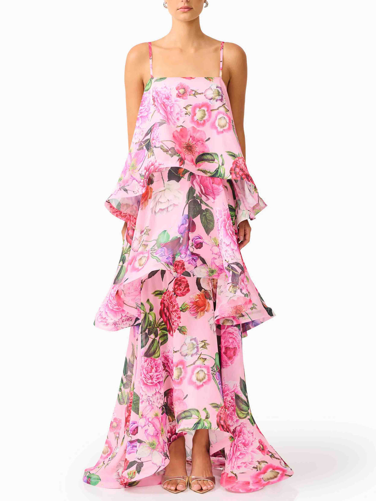 Elegante abito lungo rosa a balze, fluido, con stampa floreale e spalline sottili