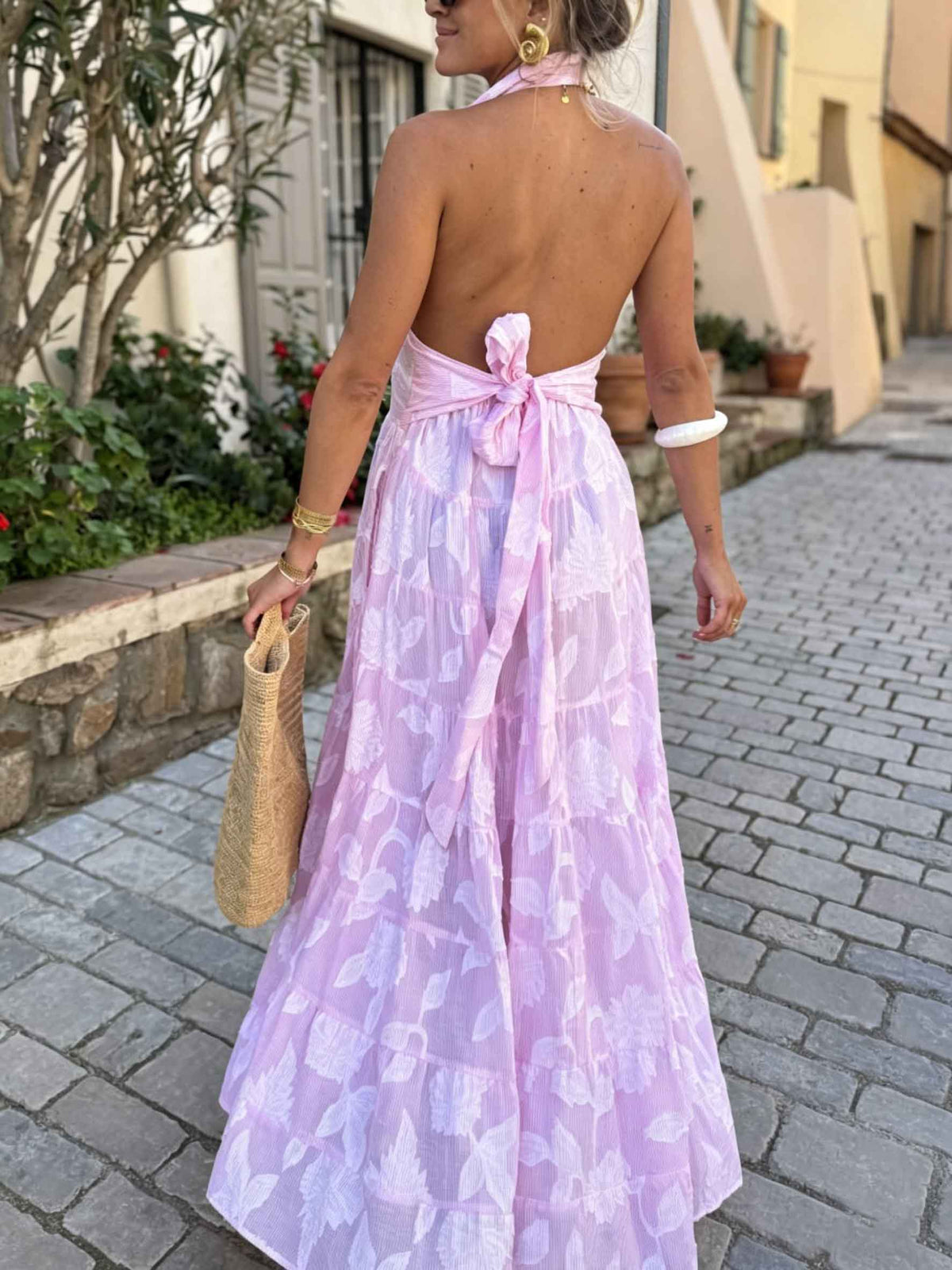 Exquisites Maxikleid mit gestreiftem Blumen-Jacquardmuster, offenem Rücken und Lagenlook