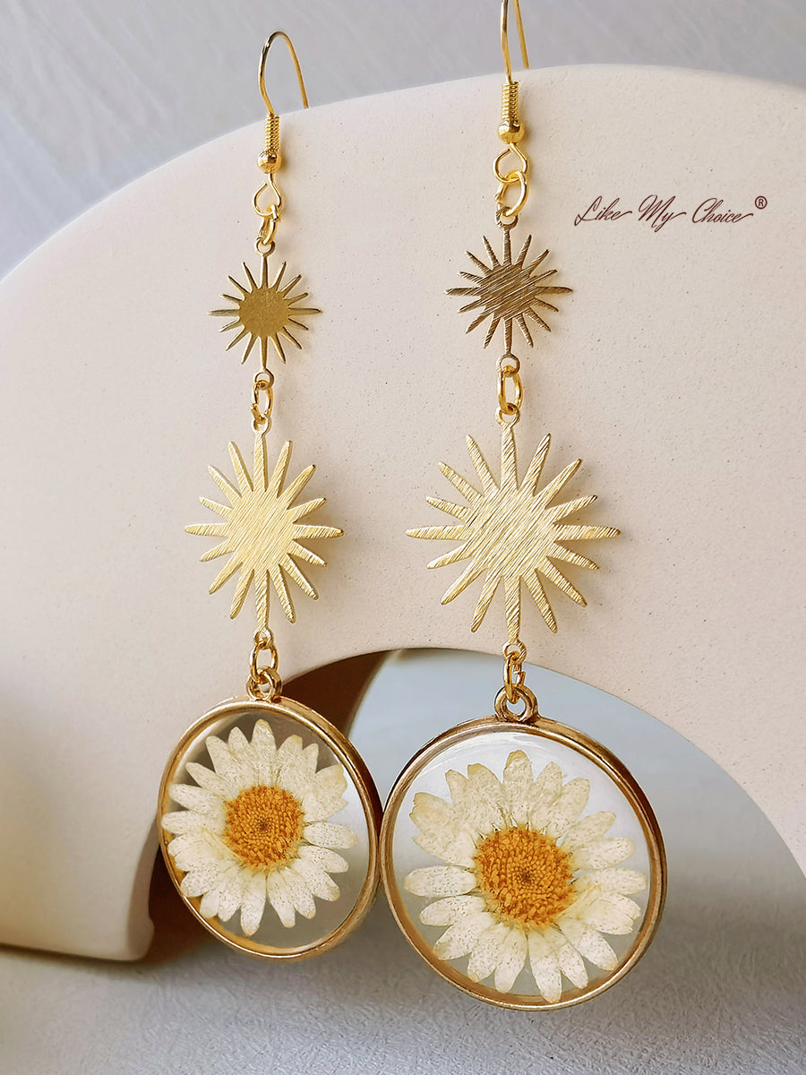Orecchini con fiori pressati - margherita naturale