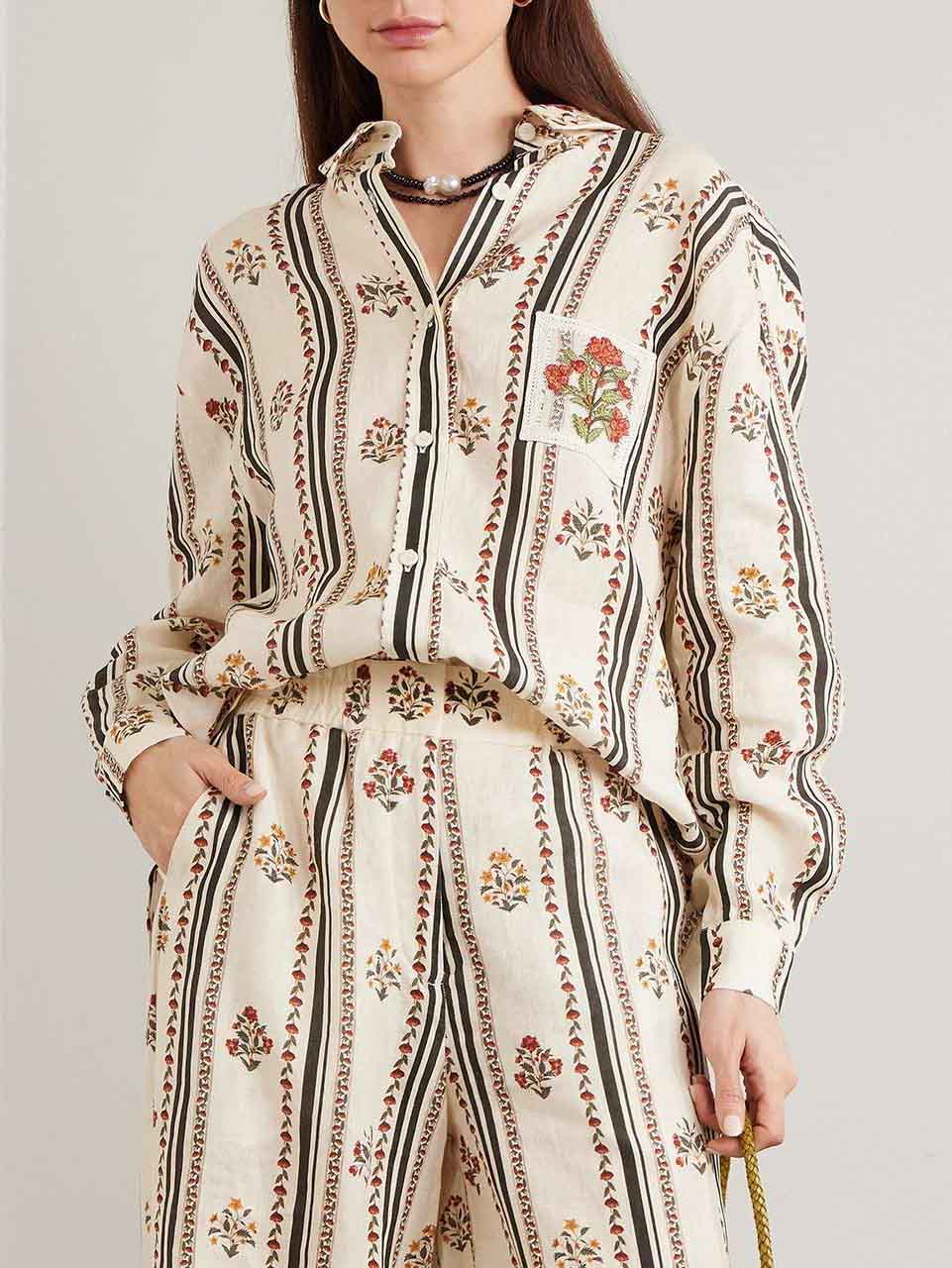Completo boho a due pezzi con camicia a righe stampate e pantaloni a gamba larga