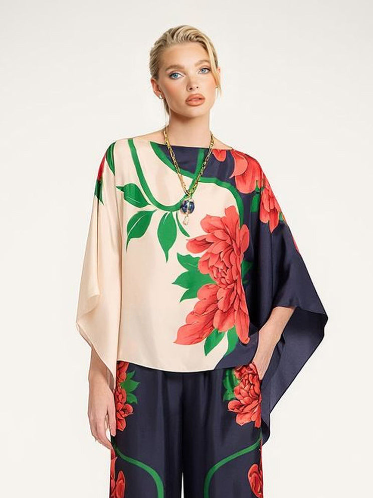 Zweiteiliges Set aus Hemd mit Paisleymuster und asymmetrischen Ärmeln sowie Hose mit weitem Bein