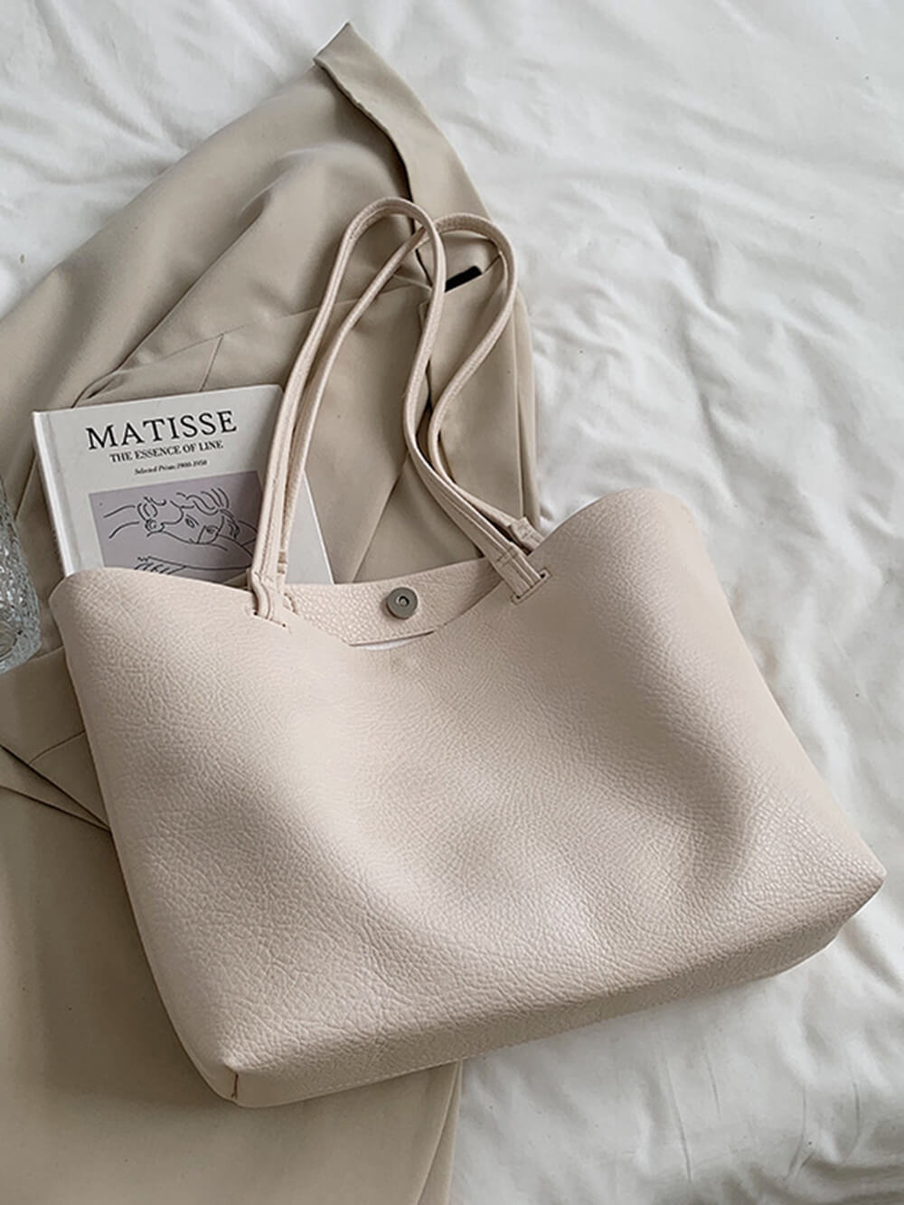 Hochwertige große Schultertasche mit weicher Form