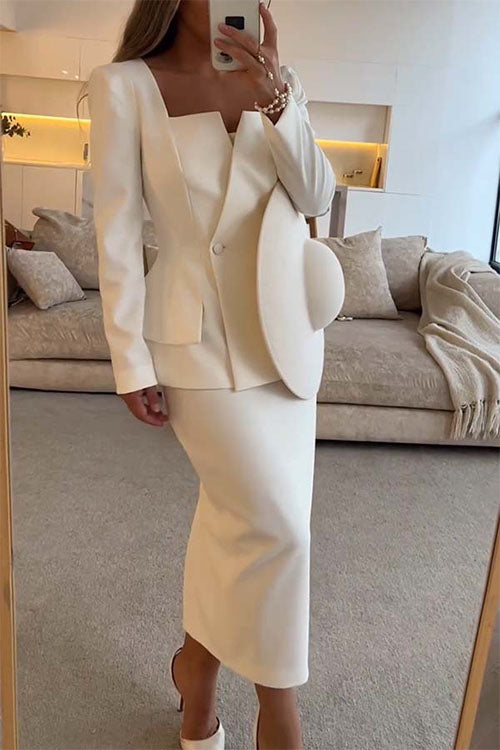 Conjunto formal de dos piezas con blazer blanco de solapa con muesca y falda midi