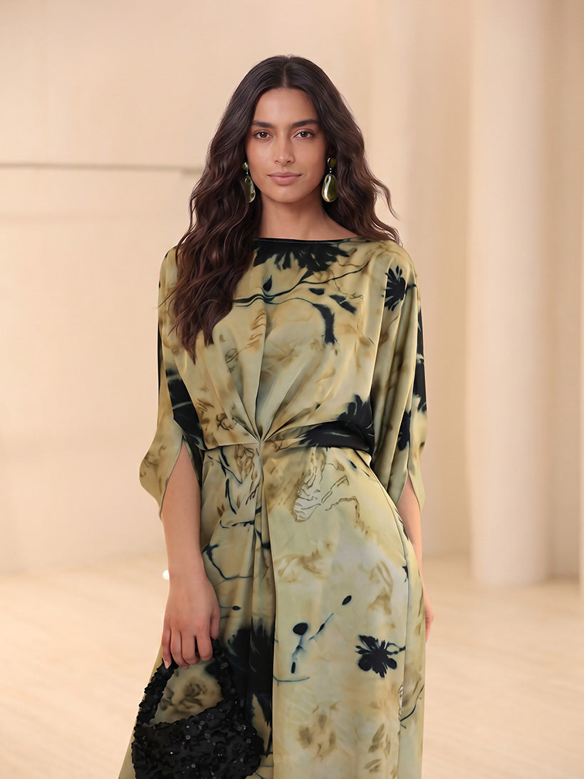 Robe longue élégante à effet aquarelle et devant torsadé
