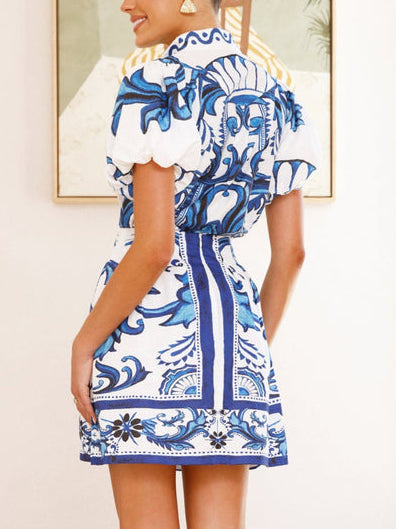 Camisa holgada exquisita con estampado floral artístico y mangas abullonadas
