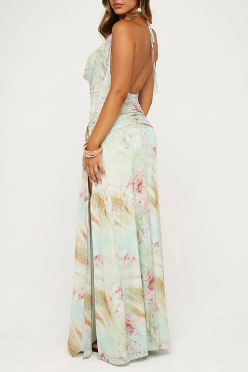 Vestido largo estampado de estilo vacacional, con espalda descubierta y abertura alta