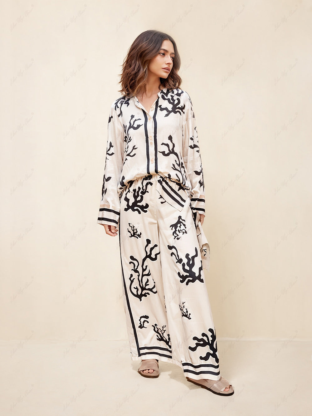 Pantalones estampados de pierna ancha