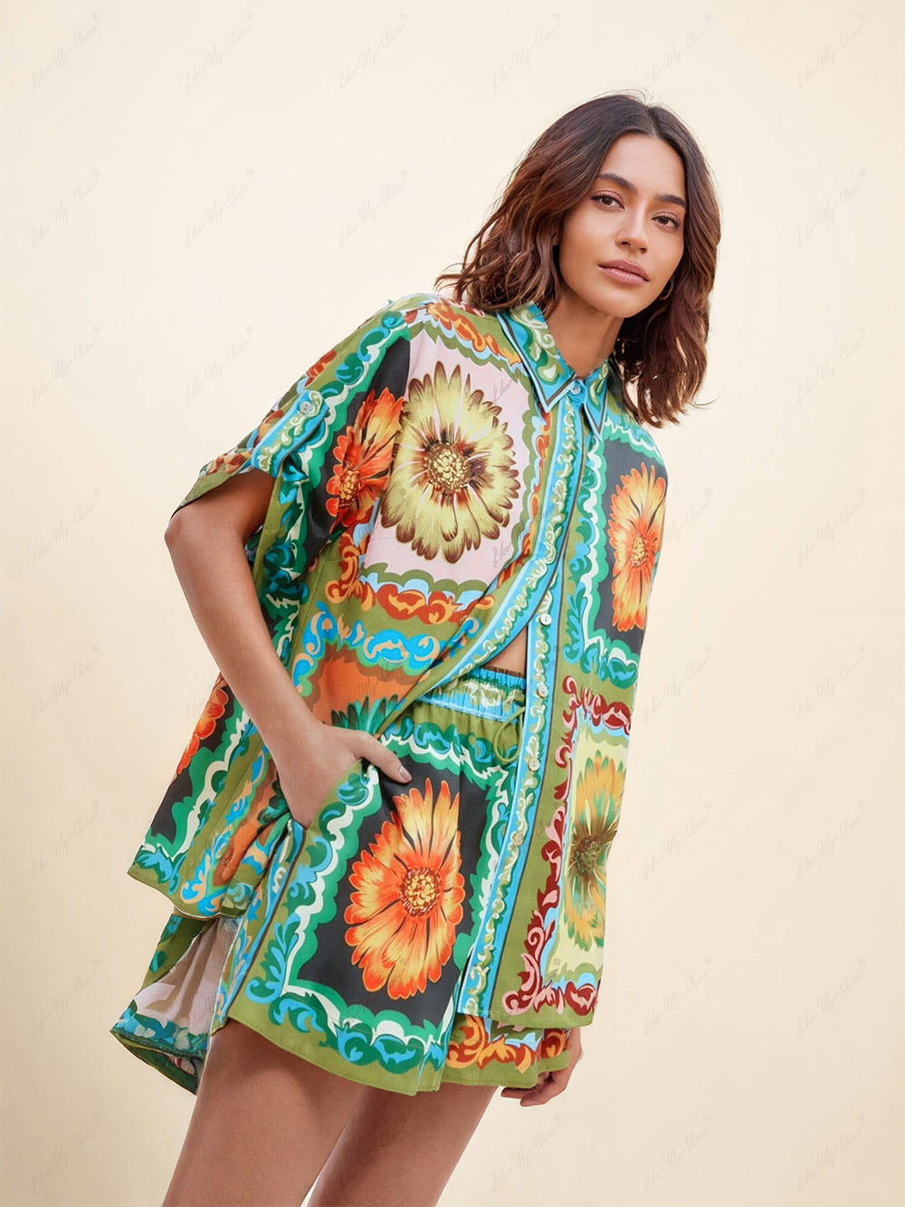 Pantalones cortos especiales con estampado de girasoles y cintura elástica