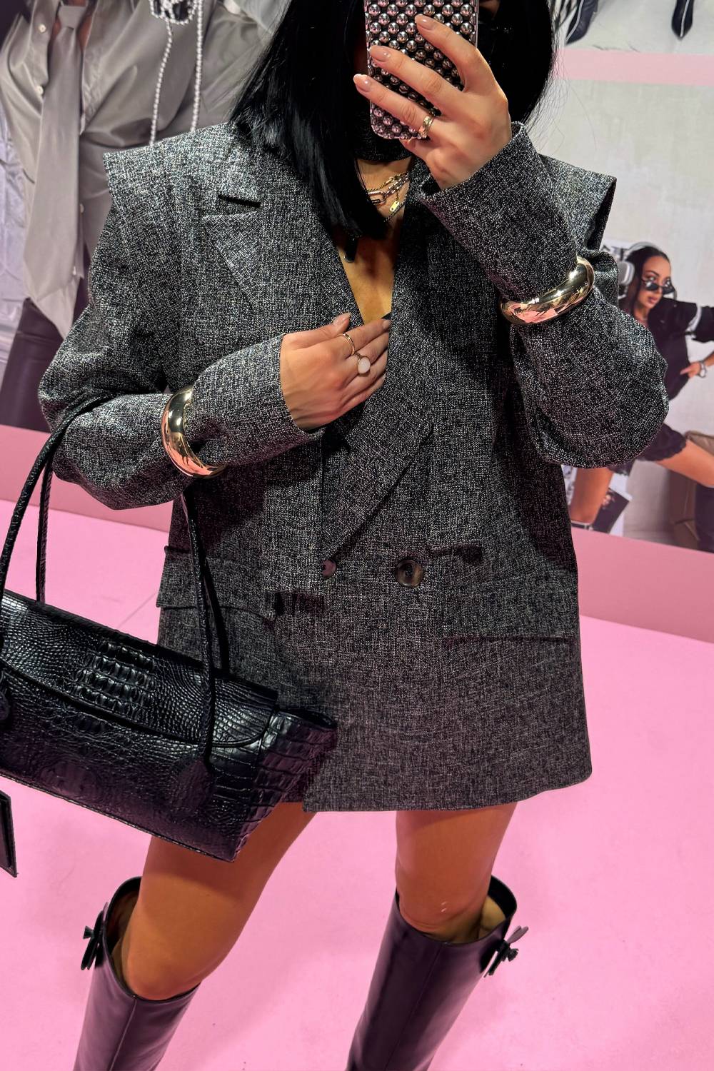 Oversize-Tweedblazer mit Schulterpolstern und Gürtel