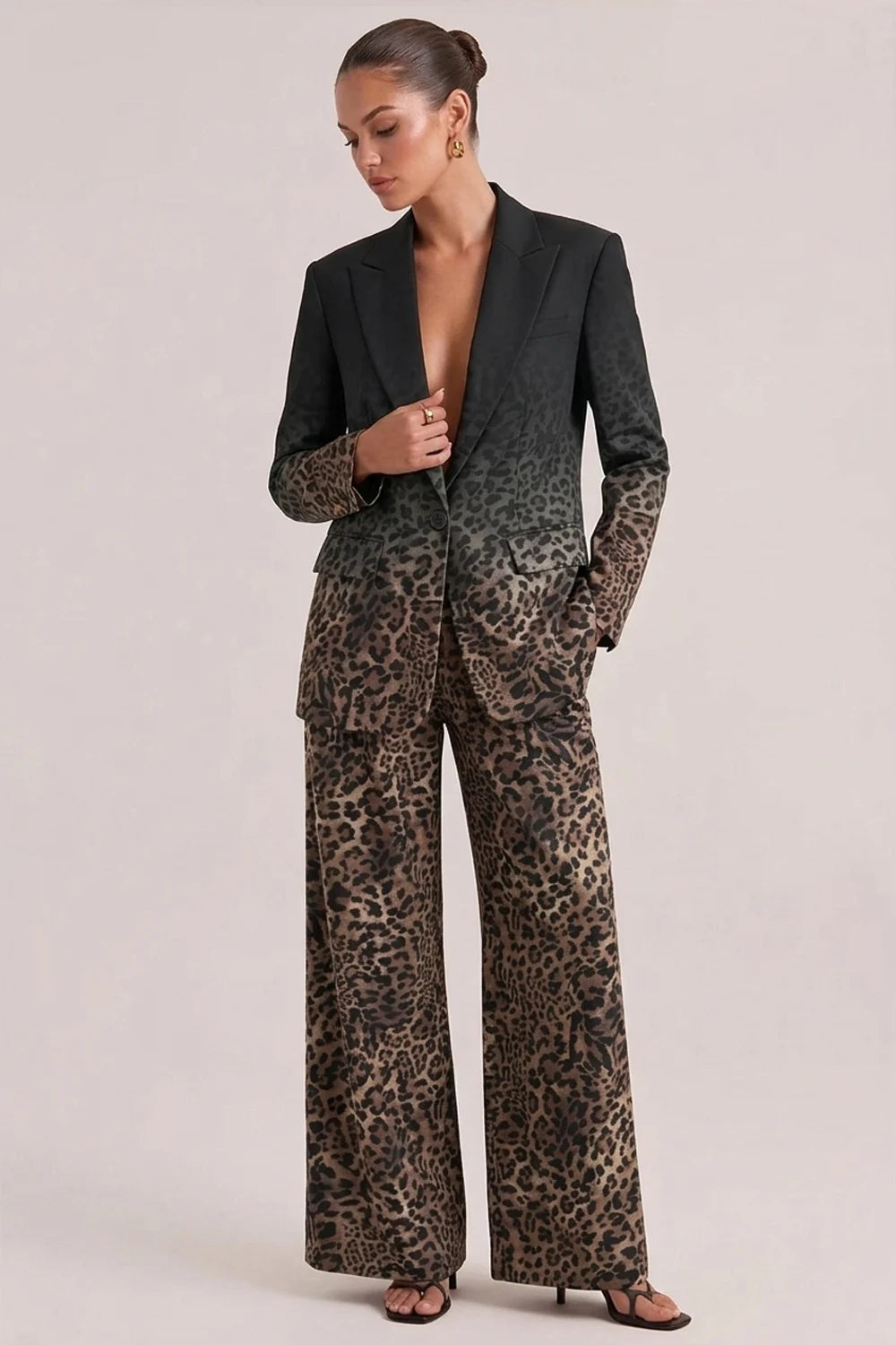 Ensemble deux pièces avec blazer imprimé léopard ombré et pantalon à jambes larges
