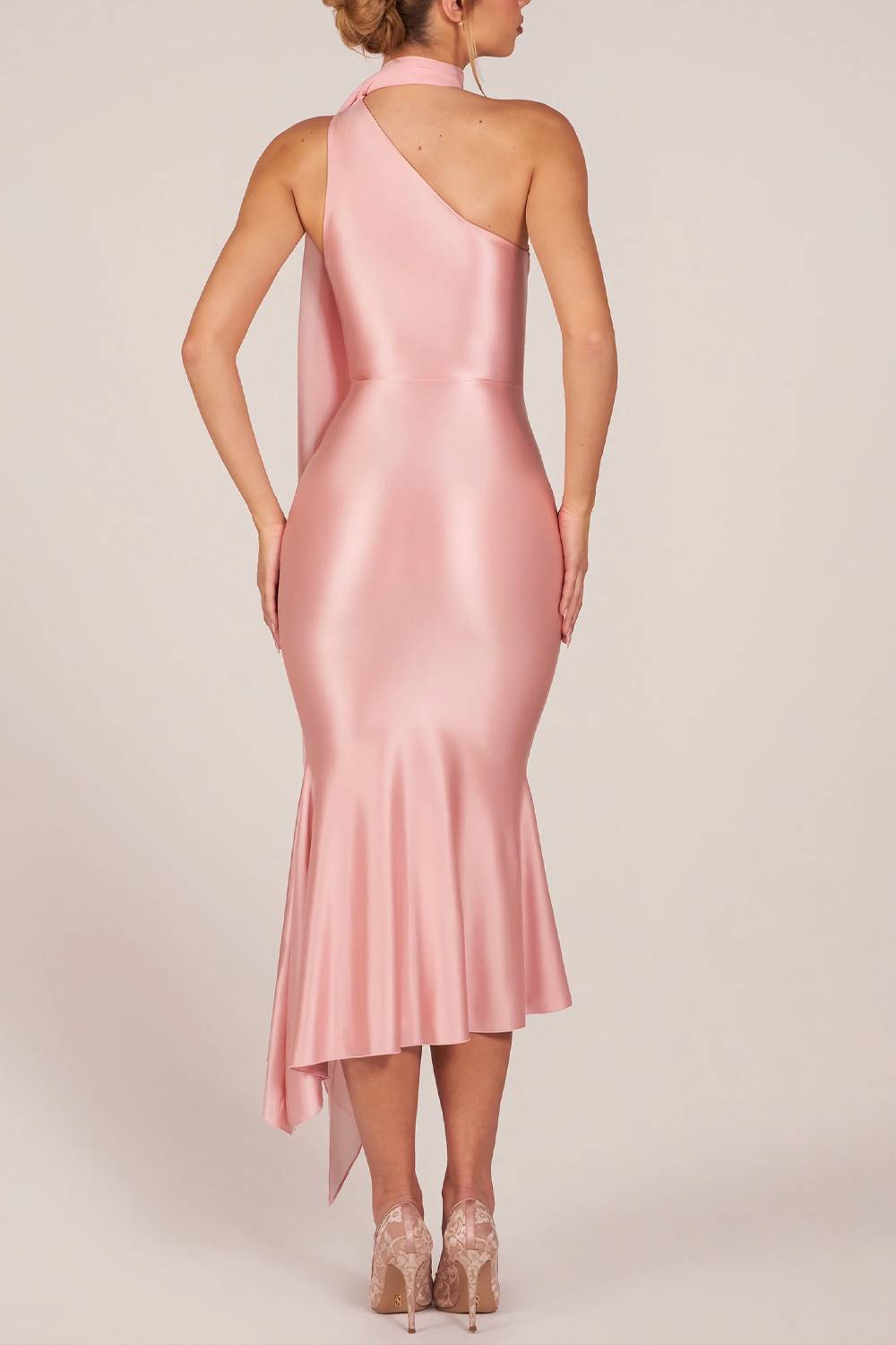 Drapiertes Neckholder-Midikleid aus Satin im Mermaid-Stil