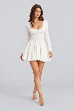 White Textured Knit Scoop Neck Long Sleeve Skater Mini Dress [erp-image:b424cd4a4792ae1957bc015c]