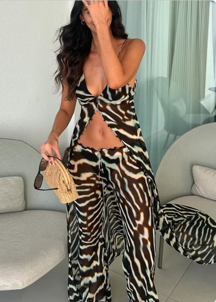 Conjunto de calças e cobertura comprida de praia, com estampado de zebra e top de alças transparente