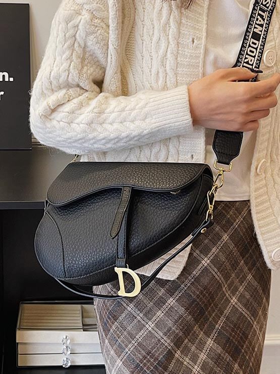 Sac à main porté épaule ou en bandoulière, style sacoche de selle