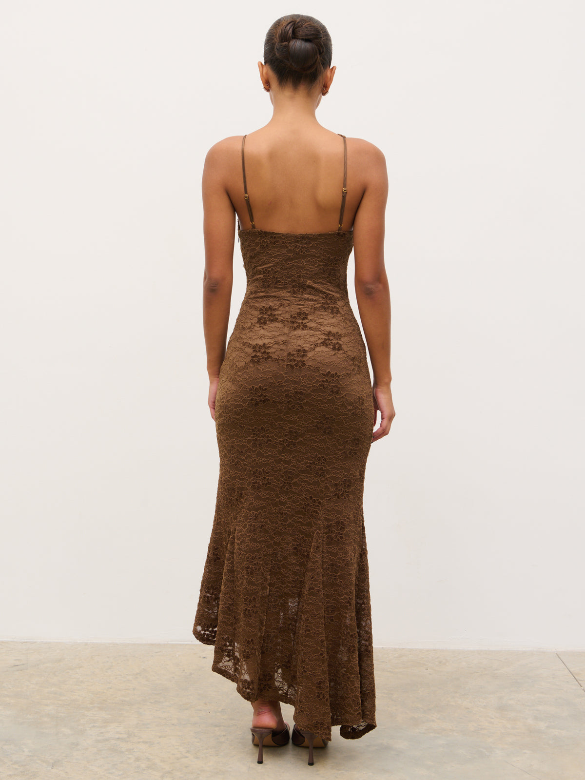 Brown V-neck lace dress