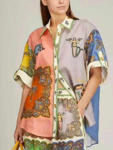 Camisa de satén con estampado floral paisley y botones