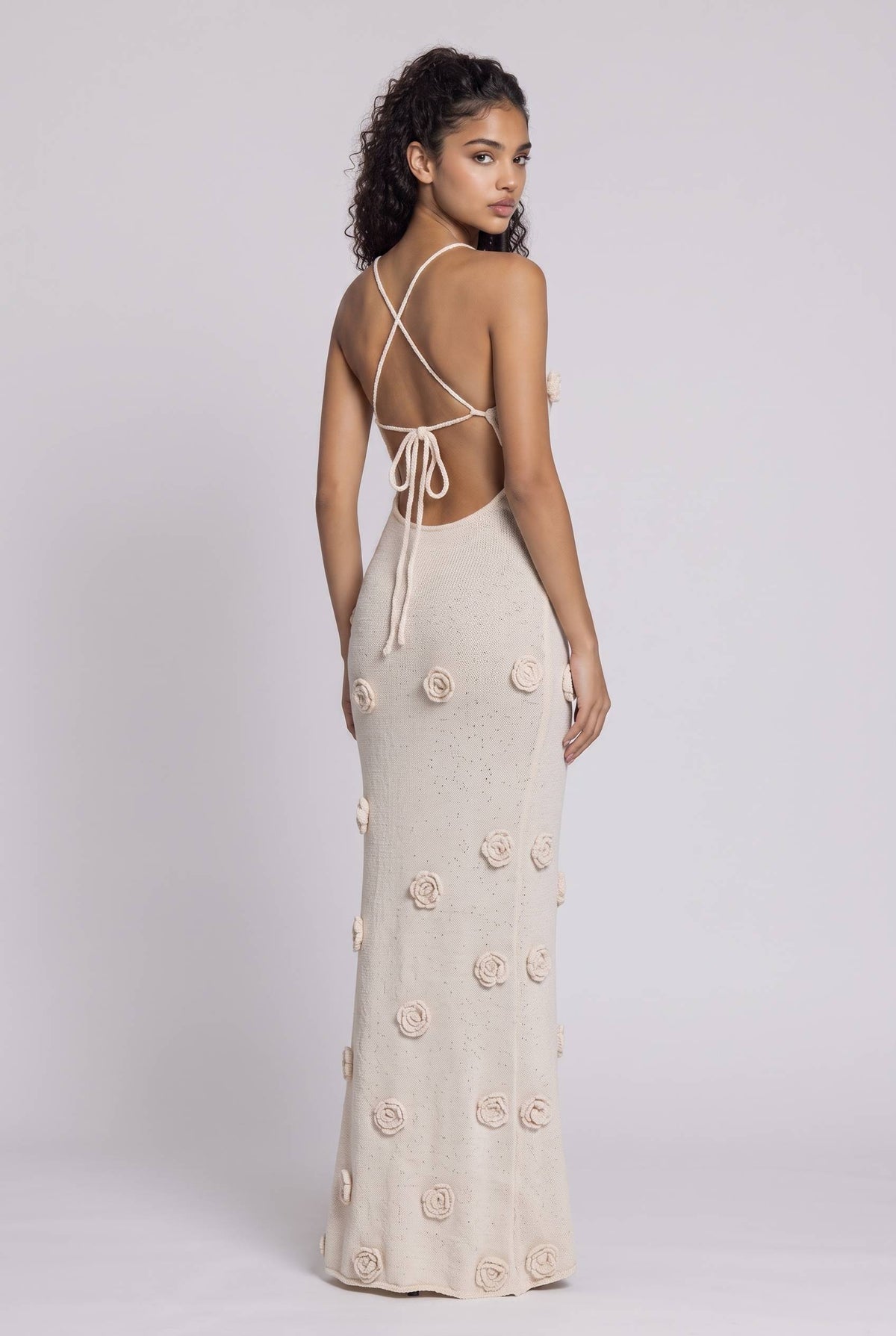 Vestido maxi de malha com alças florais