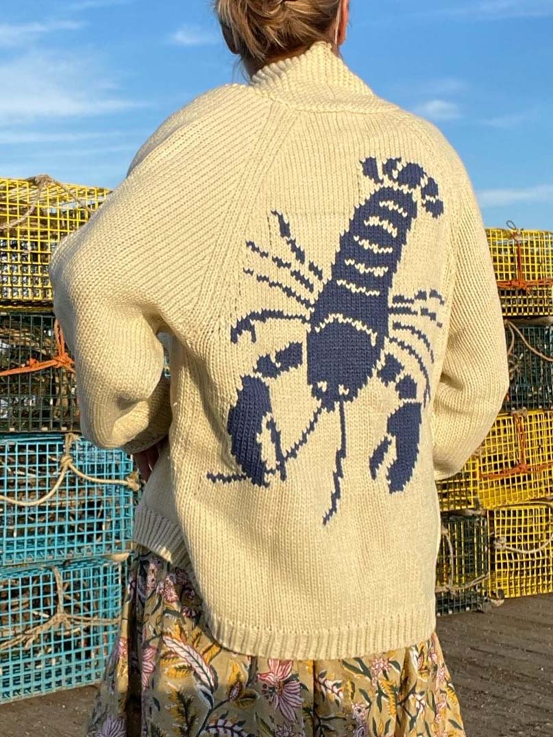 Lustige Strickjacke mit Hummermotiv