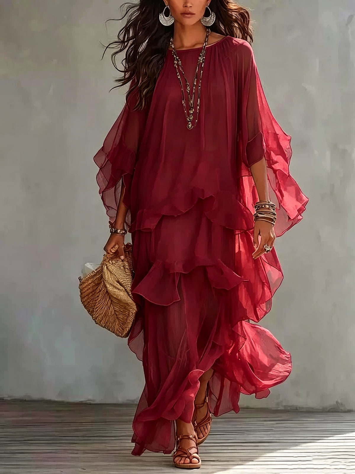 Maxiabito boho a balze con volant e maniche a pipistrello