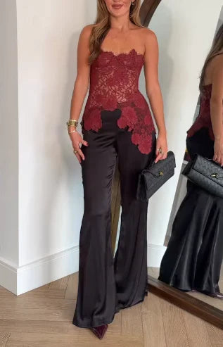 Haut corset bustier en dentelle florale, à encolure cœur festonnée et ourlet asymétrique
