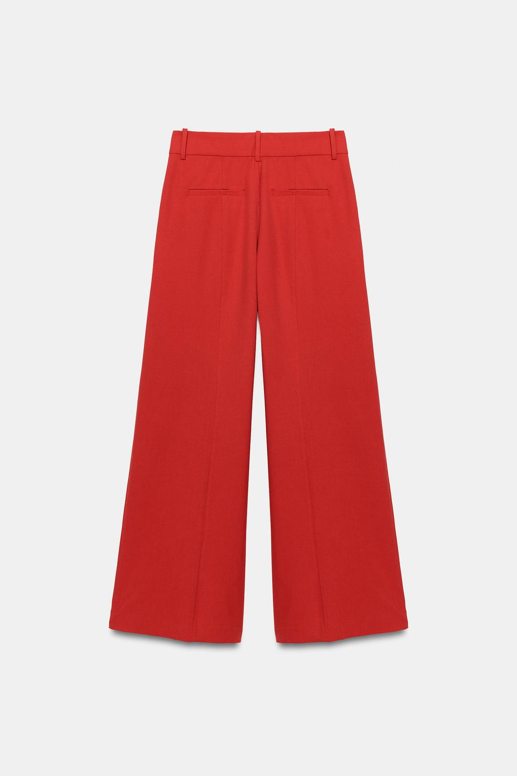 Conjunto de 2 peças: blusa drapeada de gola subida e calças de perna larga